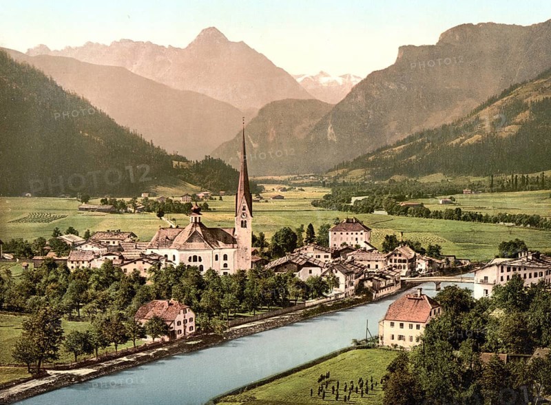 Zell am Ziller, in the Zillertal in the district of Schwaz in Tyrol in Austria, formerly Austria-Hungary, Historical, digitally restored reproduction from a 19th century original, Record date not stated