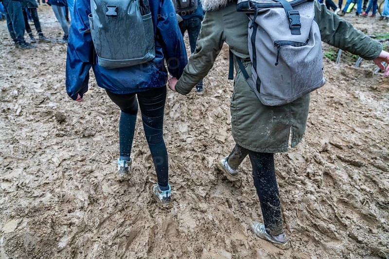 Many thousands of demonstrators march after a demonstration against the demolition of the lignite village of Lützerath, to the edge of the Garzweiler open-cast mine and on to the rest of the village, Lützerah, Erkelenz, North Rhine-Westphalia, Germany, Europe