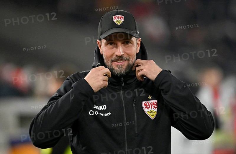 Coach Sebastian Hoeneß VfB Stuttgart portrait, smiles, MHPArena, MHP Arena Stuttgart, Baden-Württemberg, Germany, Europe