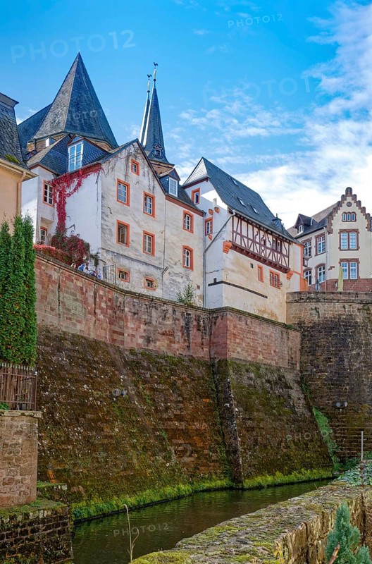 Old town houses above the Leukbach in Saarburg. Saarburg, Rhineland-Palatinate, Germany, Europe