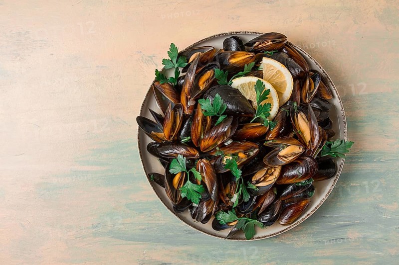 Fresh, Boiled mussels, Black Sea, with parsley and lemon, no people