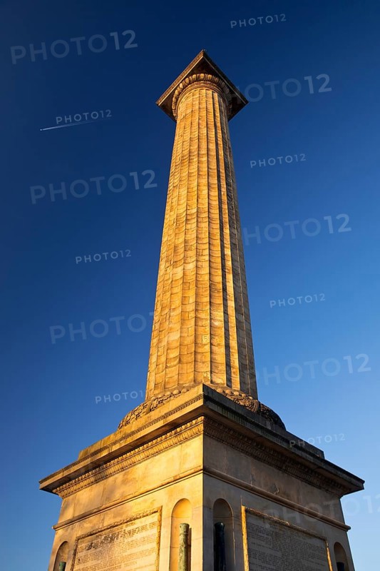 Waterloo Column, Victory Column commemorating the Battle of Waterloo, Waterloo Square, Hanover, Lower Saxony, Germany, Europe