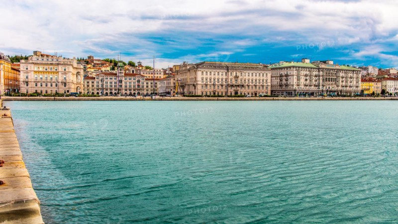 Piazza Unità d'Italia borders directly on the sea, Trieste, harbour city on the Adriatic, Friuli, Italy, Trieste, Friuli, Italy, Europe