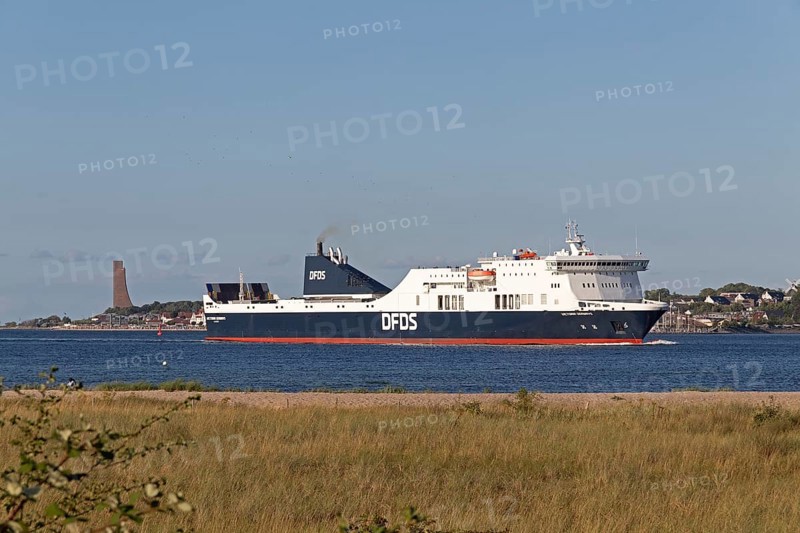 DFDS ferry, naval memorial, Laboe, front beach, Friedrichsort, Kiel, Schleswig-Holstein, Germany, Europe