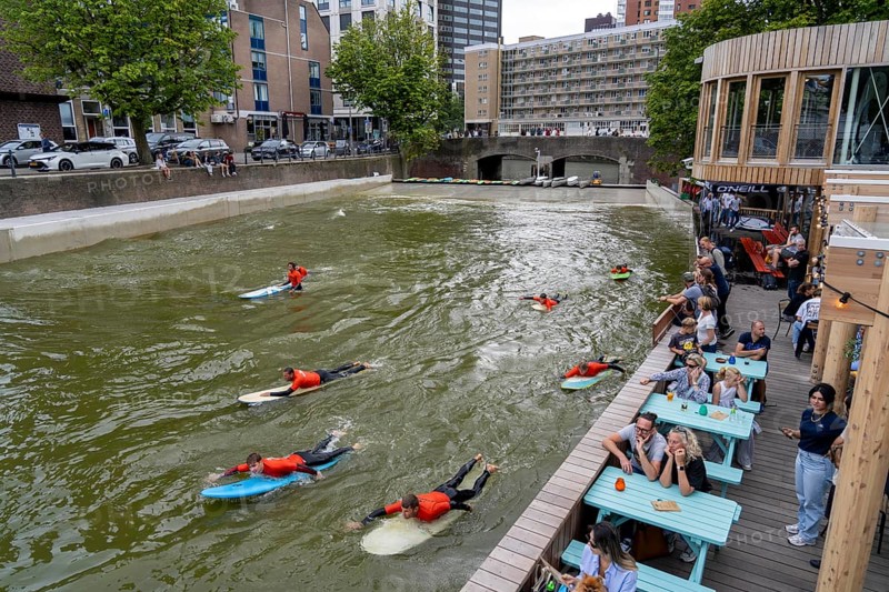 Surfing facility in the city centre of Rotterdam, Rif010, supposedly the world's first wave facility for surfers in a city, in the Steigersgracht, a 130 metre long and 21 metre wide wave pool was built in the existing canal, waves up to 1.5 metres high can be generated, every 7 seconds a wave breaks for the surfers, the 4.5 million litres in the pool, water is moved by 8 wave machines, Netherlands