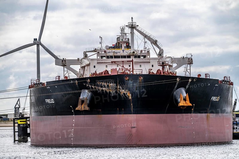 Large tanker for crude oil, Freud, in the Arianehaven, seaport of Rotterdam, Maasvlakte, Rotterdam Netherlands