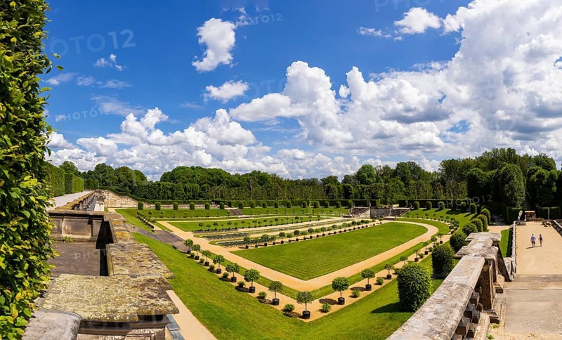 The Grosssedlitz Baroque Garden with the Friedrich Palace is located on a hill on the left bank of the Elbe to the south-east of Dresden in Grosssedlitz, which belongs to the town of Heidenau in the Free State of Saxony, Grosssedlitz Baroque Garden, Heidenau, Saxony, Germany, Europe