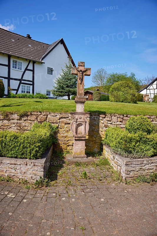 Crossroads in the Pesch district, Nettersheim, Eifel, Euskirchen district, North Rhine-Westphalia, Germany, Europe