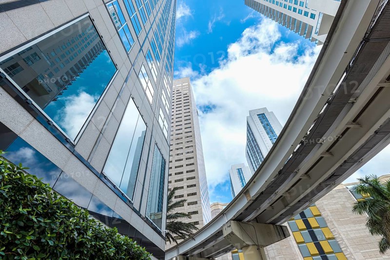 Miami, luxury condominiums located near city financial center, Biscayne Bay and South Beach