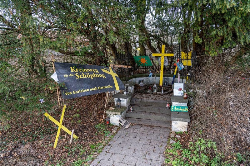Eibenkapelle, at the camp of climate activists in the rest of the village of Lützerath, which is the last place to be excavated at the Garzweiler 2 open-cast lignite mine, North Rhine-Westphalia, Germany, Europe