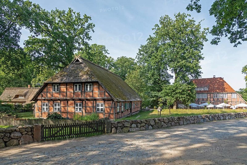Heidemuseum Dat ole Huus, Low German hall house, Heidemuseum inn, Wilsede, Bispingen, Lüneburg Heath, Lower Saxony, Germany, Europe