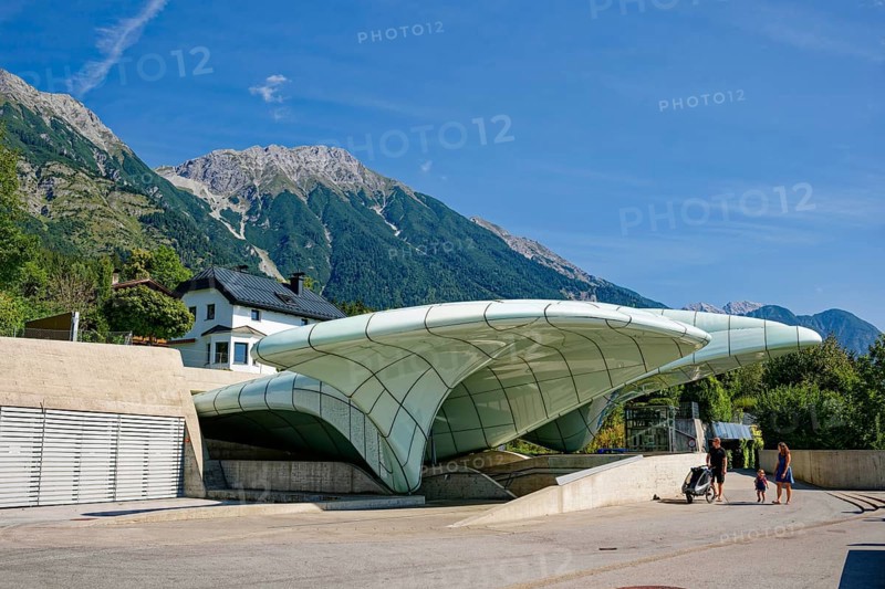 Seegrube station, cable car of the Innsbrucker Nordkettenbahnen, alpine Nordkette, Innsbruck, Tyrol, Austria, Europe