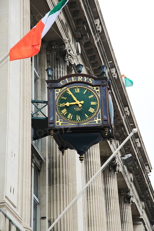 Clerys shop clock, O'Connell street, city of Dublin, Ireland, Irish Republic, Europe