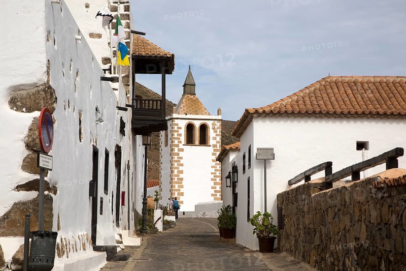 Historic buildings in traditional street village of Betancuria, Fuerteventura, Canary Islands, Spain, Europe