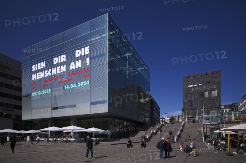 Kunstmuseum Cube, Freitreppe, Kleiner Schlossplatz, Stuttgart, Baden-Württemberg, Germany, Stuttgart, Baden-Württemberg, Germany, Europe