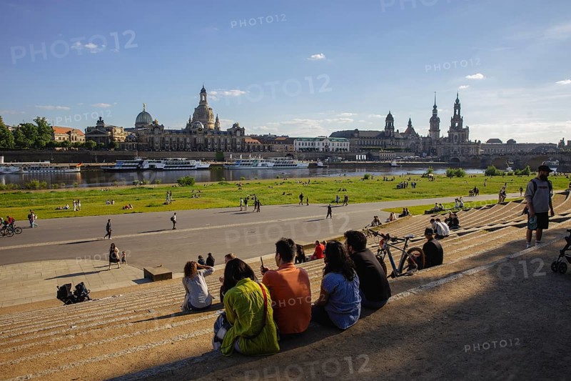 Men's groups on the way to the Men's Day at the Dresden Königsufer, Dresden, Saxony, Germany, Europe