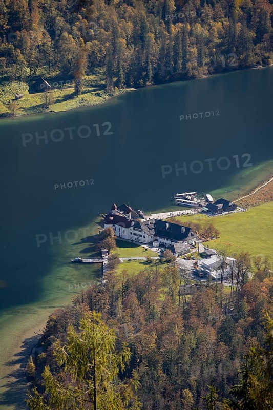 Königssee and St. Bartholomä pilgrimage church, view from the Rinnkendlsteig mountain hiking trail, autumnal forest and blue lake, Berchtesgaden National Park, Berchtesgadener Land, Upper Bavaria, Bavaria, Germany, Europe
