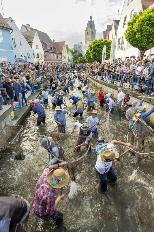 Fishing out the town stream, fishing day in Memmingen, Unterallgäu, Allgäu, Bavaria, Germany, Europe