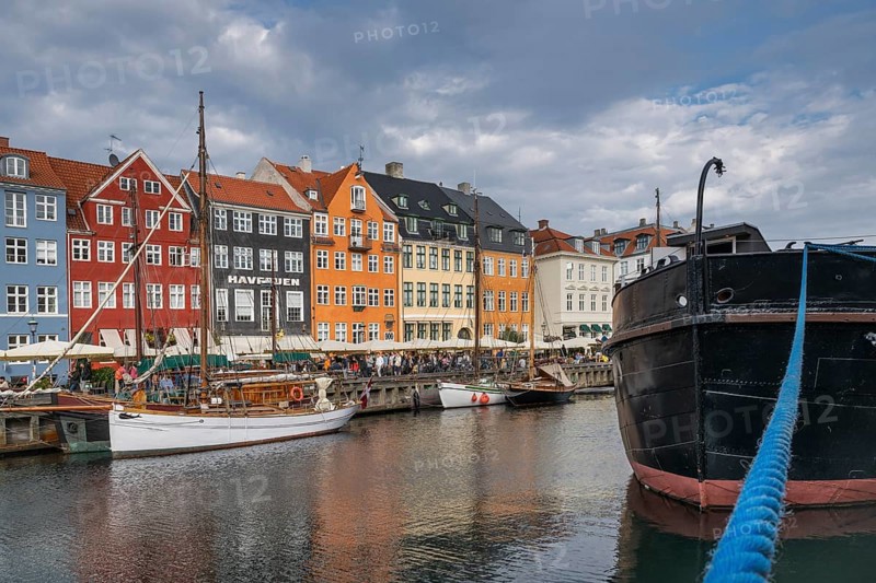 Nyhavn, in the Frederiksstaden district, harbour district with houses over 300 years old, moored sailing boats, promenade with many cafés, pubs, restaurants, canal, tourist attraction, Copenhagen, Denmark, Europe