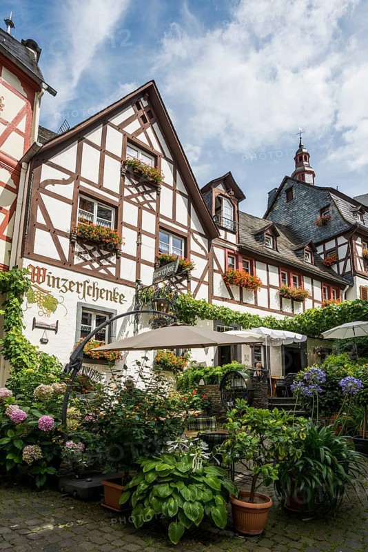 Picturesque village with half-timbered houses, Beilstein, Moselle, Rhineland-Palatinate, Germany, Europe
