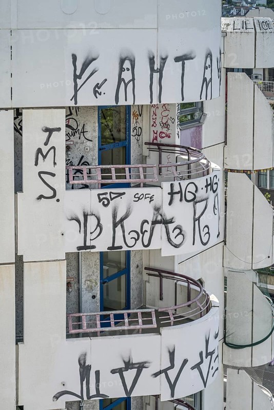 Graffiti, graffitied balconies, social housing, Kreuzberg centre, Kottbusser Tor, Kreuzberg, Berlin, Germany, Europe