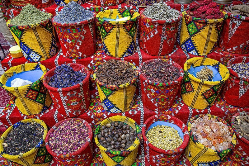 Spice stall in the souk of Mutrah, Muscat, Arabian Peninsula, Sultanate of Oman