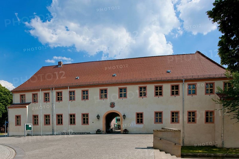 Finsterwalde Castle is a Renaissance complex in the Brandenburg town of Finsterwalde. The building is divided into two parts, the front and rear castle, each with an inner courtyard worth seeing. The rear castle is a four-winged building of uniform height with moulded sandstone walls on all facades, giving it a relatively homogeneous, essentially Renaissance appearance