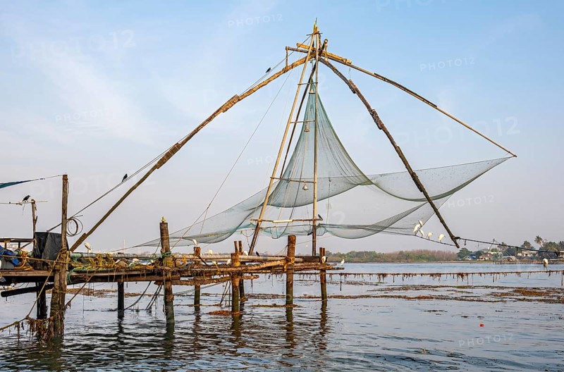 Chinese fishing nets, Fort Kochi, Cochin, Kerala, India, Asia