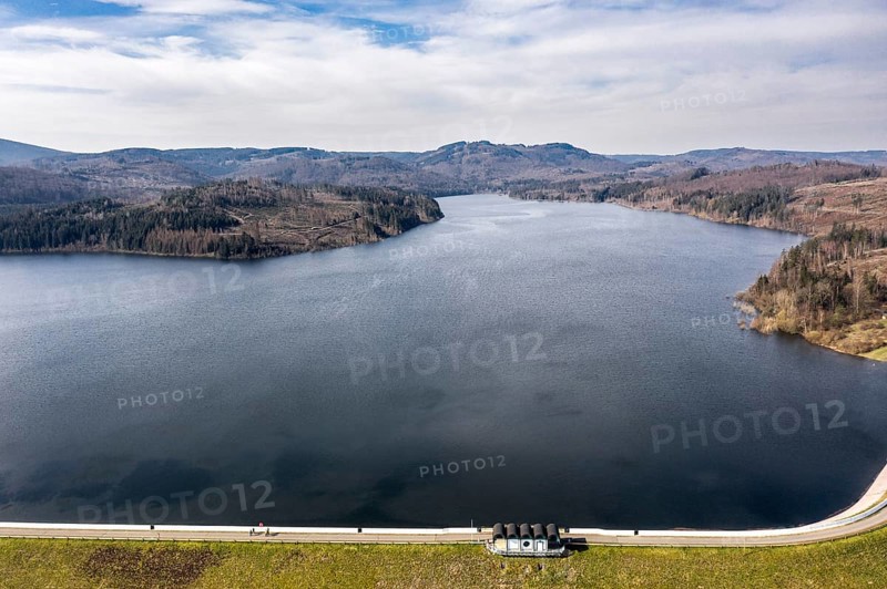 Dam of the Granetal dam. The dam has a capacity of 46.4 million cubic metres of water, Langelsheim, 07.04.2023