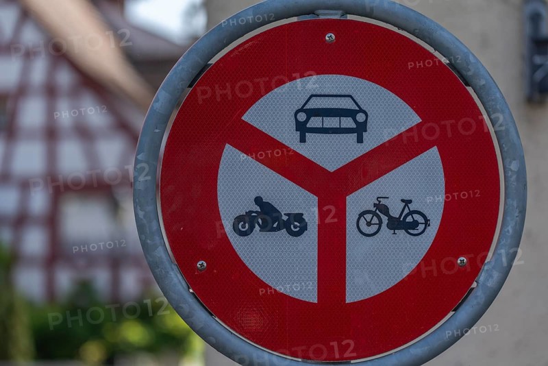 Passage prohibited, Stein am Rhein, Canton Schaffhausen, Switzerland, Europe