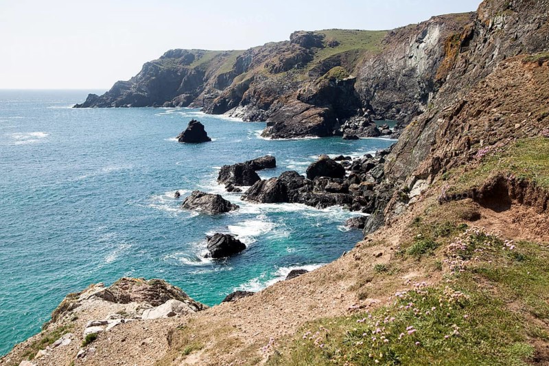 Coastal scenery, Kynance Cliff and Nantivet Rock stack, Lizard peninsula, Cornwall, England, UK