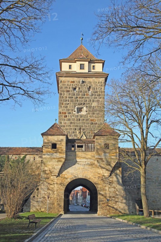 Gallows Gate as part of the historic town fortifications, town wall, town tower, town gate, gate tower, Rothenburg ob der Tauber, Tauberfranken, Franconia, Bavaria, Germany, Europe
