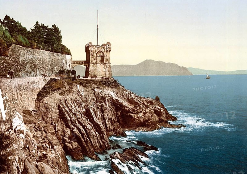 Der Turm, Nervi, Genua, Italien, The tower, Genoa, Italy, Historic, digitally restored reproduction from a 19th century original, 1880, Record date not stated, Europe