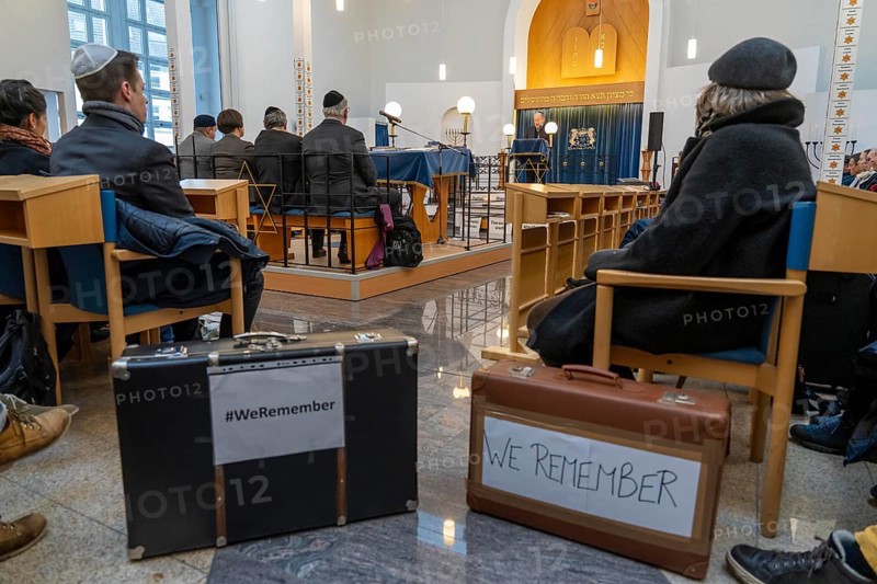 Suitcase march in Recklinghausen, for the 2nd time over 500 people walk through Recklinghausen, carrying suitcases with the inscription #WeRemember, in memory of the deportation of 216 Jews in the Nazi era in RE, on the day in front of the International Holocaust Remembrance Day, to the synagogue, followed by a memorial service, the names of the deported people are written on the pillars, North Rhine-Westphalia, Germany, Europe