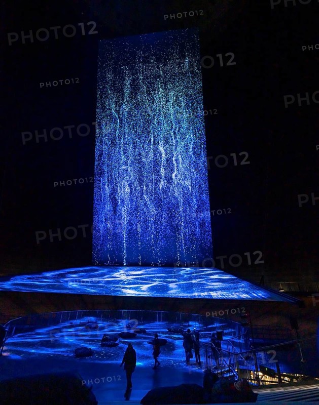 Plante Ozean exhibition in the Gasometer in Oberhausen, the world's oceans in their fragile beauty are the focus of the new exhibition, large-format photos, exhibits including a whale skeleton and an immersive large-scale video and sound installation, The Wave, on a 40 metre high screen measuring over 1000 square metres in total can be seen, Oberhausen, Germany, Europe
