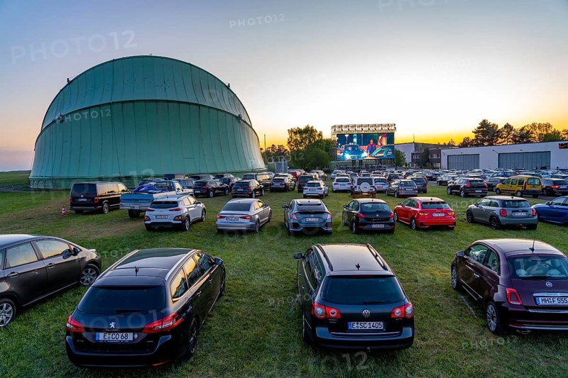 Drive-in cinema at Essen/Mülheim Airport Motor Movies, temporary film screening, at the WDL airship hangar, event in compliance with contact restrictions, effects of the corona crisis in Essen, Mülheim Germany