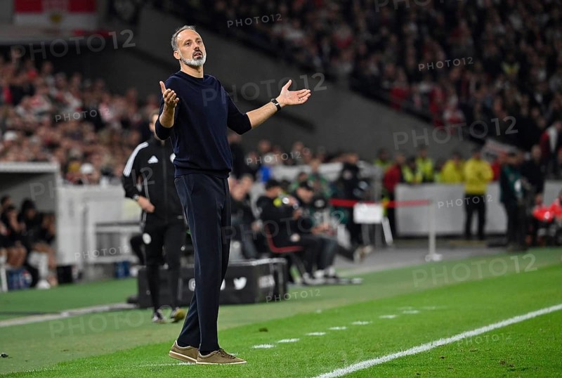 Coach Pellegrino Matarazzo TSG 1899 Hoffenheim on the sidelines Gesture Gesture MHPArena, MHP Arena Stuttgart, Baden-Württemberg, Germany, Europe