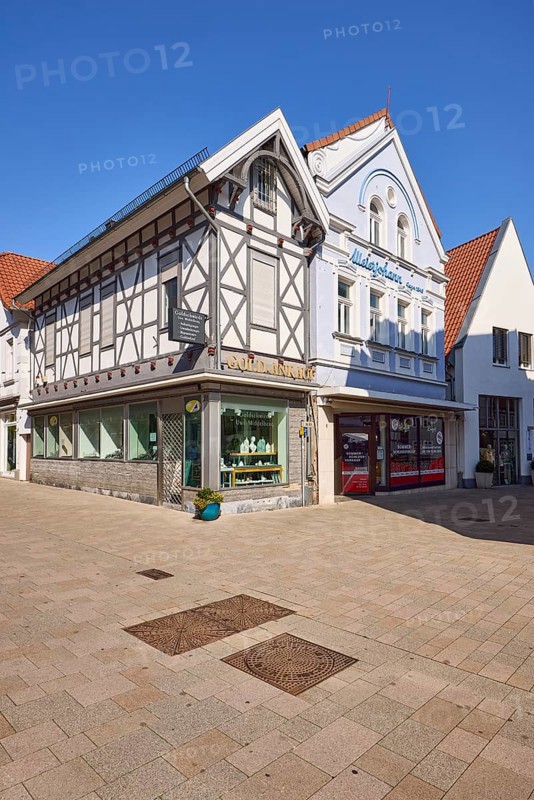 Corner house with goldsmith's shop on the corner of Lange Straße and Im Ort in the pedestrian zone of Bad Salzuflen, Lippe district, North Rhine-Westphalia, Germany, Europe