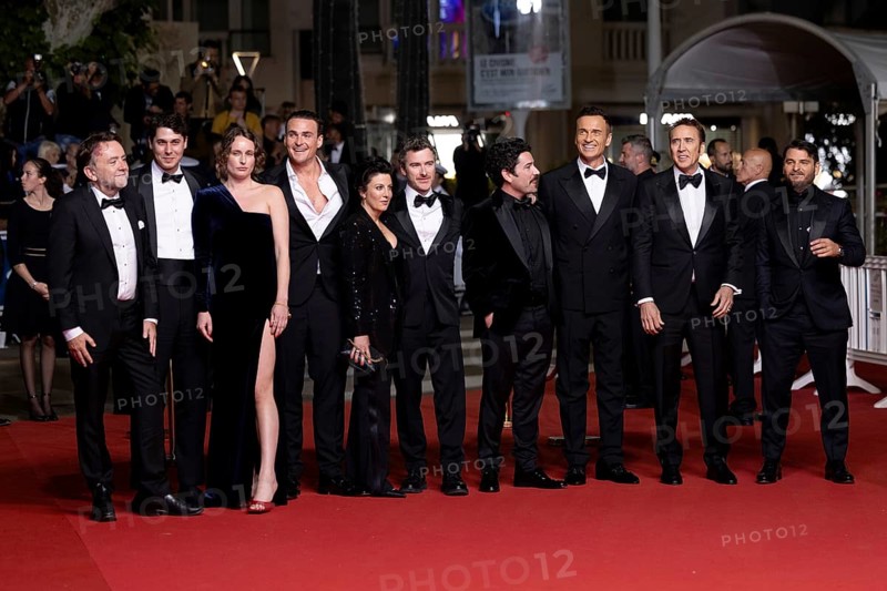 Cannes, France, 17.5.2024: Leonora Darby, Alexander Bertrand, Brunella Cocchiglia, Thomas Martin, Lorcan Finnegan, Julian McMahon, Nicolas Cage and Justin Rosniak at the premiere of The Surfer on the red carpet of the Palais des Festivals during the 77th Cannes International Film Festival. The 77th Cannes International Film Festival will take place from 14 to 25 May 2024, Europe