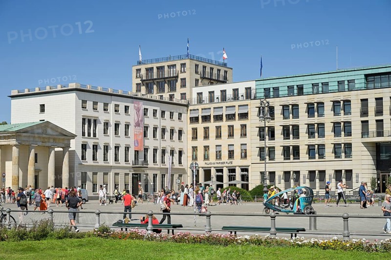 Max-Liebermann-Haus, Palais am Pariser Platz and Allianz-Forum, Pariser Platz, Mitte, Berlin, Germany, Europe