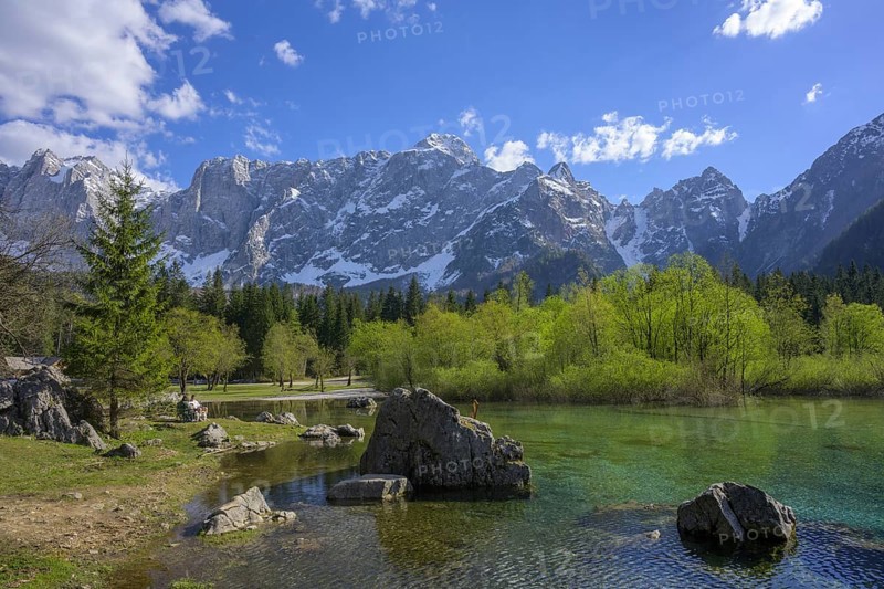 Lago Fusine and the Mangart mountain range, Tarvisio, province of Udine, Italy, Europe