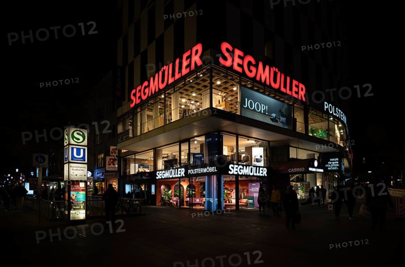 Night shot, Segmüller furniture store, Joop!, logo, department stores' chain, Rotebühlstraße, Stuttgart, Baden-Württemberg, Germany, Europe