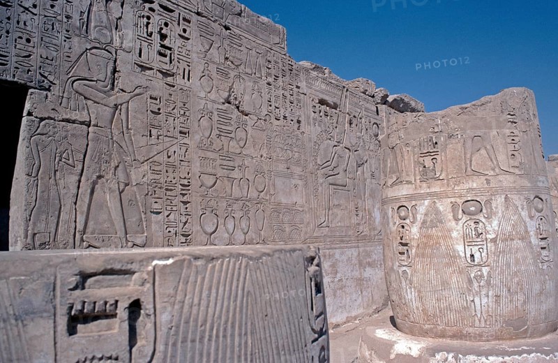Reliefs, Holy of Holies, Medinet Habu, Thebes-West, Luxor, Nile Valley, Egypt, September 1989, vintage, retro, old, historical, Africa