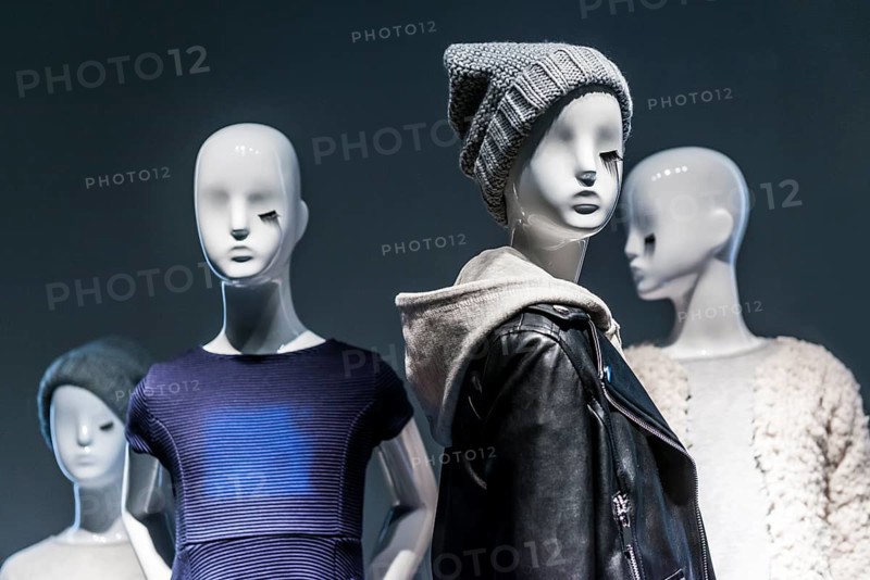 Mannequin, mannequin head, mannequin, shop window, fashion, jacket, clothes, shop, shop, shopping, shopping, window, display, buy, offer, economy, Scandinavia, Sweden, Europe