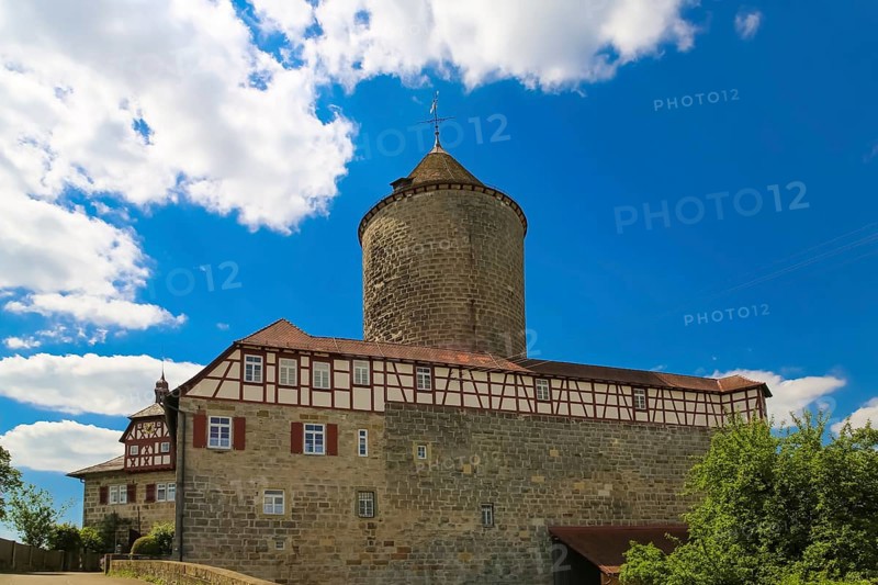 Reichenberg Castle, Staufer castle complex, hilltop castle, historical building, built between 1230 and 1231 by Margrave Hermann V of Baden, half-timbered, tower, Oppenweiler, Rems-Murr district, Baden-Württemberg, Germany, Europe