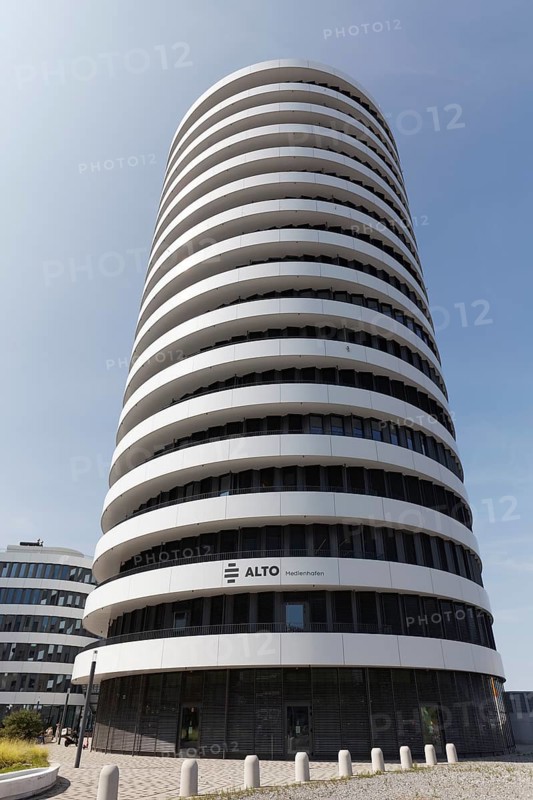 Alto Medienhafen office tower, Office Campus by SOP Architekten, Düsseldorf Media Harbour Düsseldorf, North Rhine-Westphalia, Germany, Europe