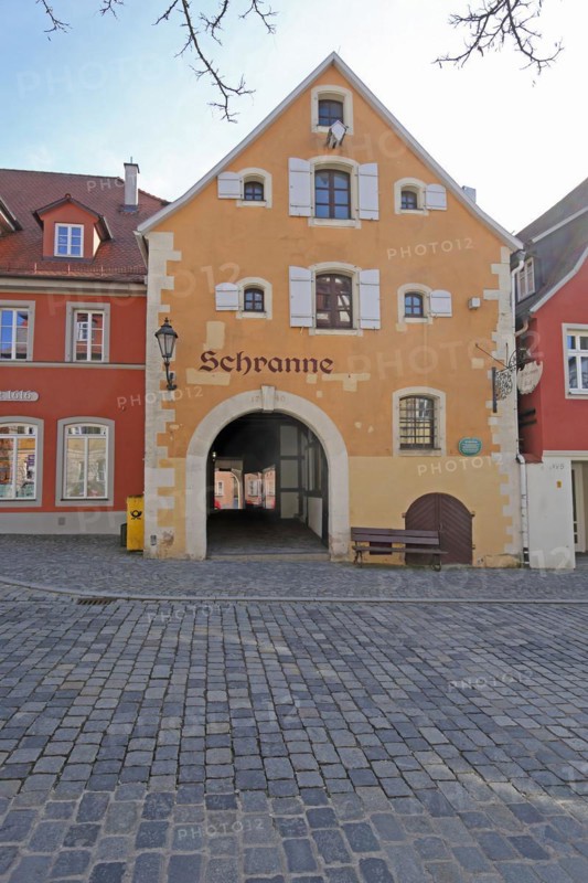 Schranne, building with passageway, inscription, Feuchtwangen, Middle Franconia, Franconia, Bavaria, Germany, Europe