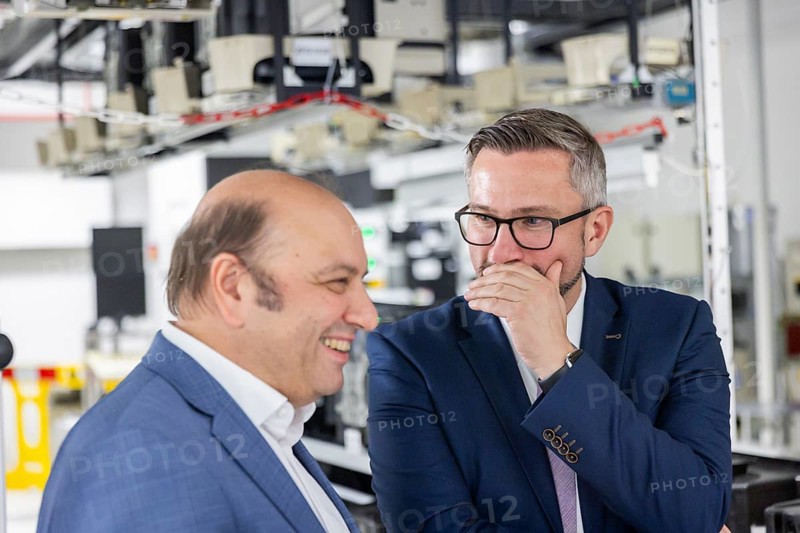 Funding decision totalling EUR 5.4 million for joint project to GlobalFoundries and its partners, Dresden, Saxony, Germany, Europe