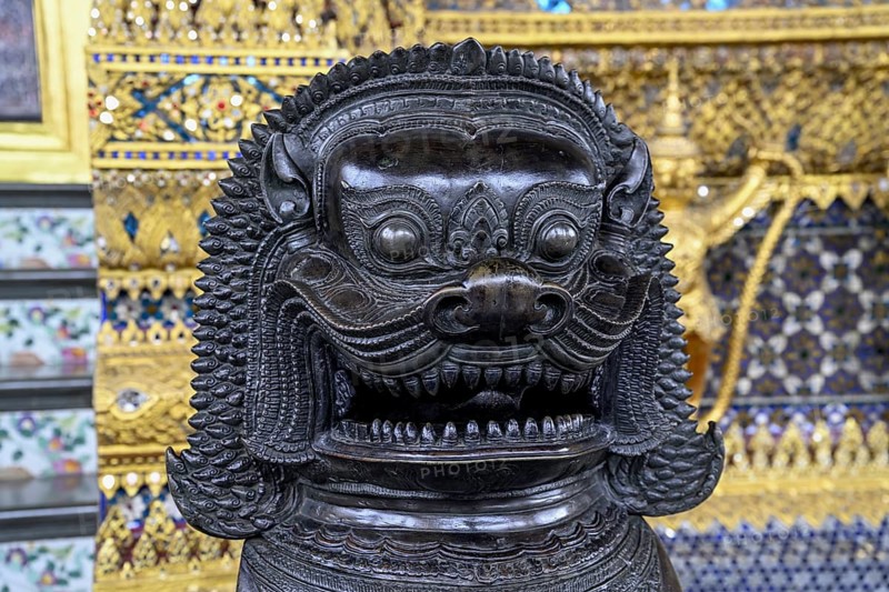 Singha statue, Wat Phra Kaew, Temple of the Emerald Buddha, Bangkok, Thailand, Asia