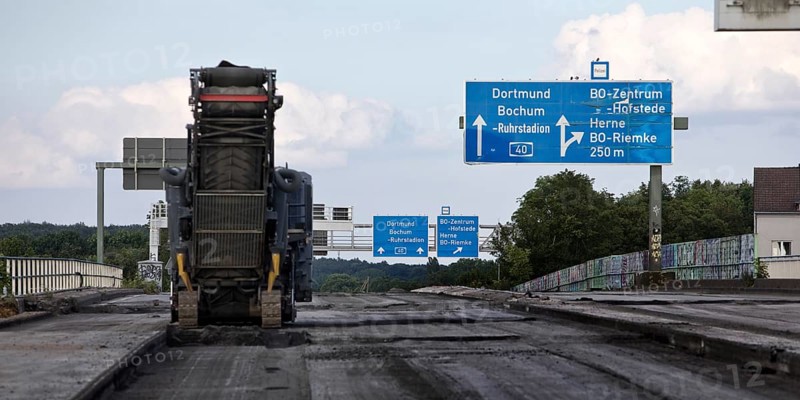 Construction work on the A 40 motorway, full closure until November 2024, Bochum, North Rhine-Westphalia, Germany, Europe